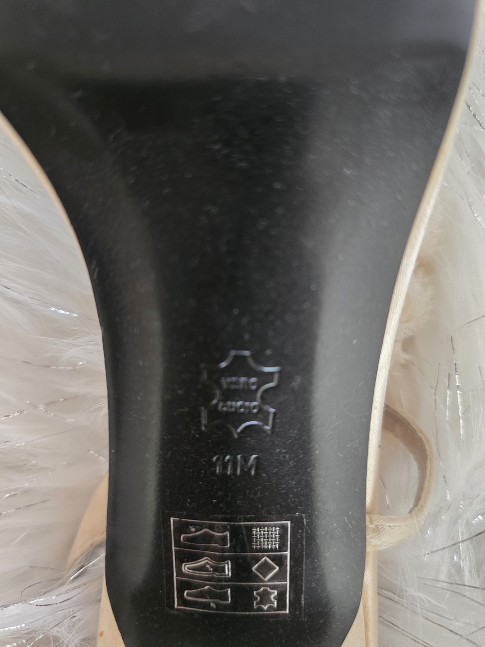 Moda International Cream Ruffle Slingback Heels - Picture 7 of 8